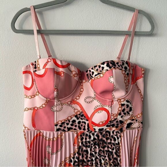 MARCIANO Guess Pleated midi dress with print - Picture 3 of 12